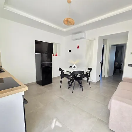 Maison Regina Giovanna - A Window To The Paradise Apartment